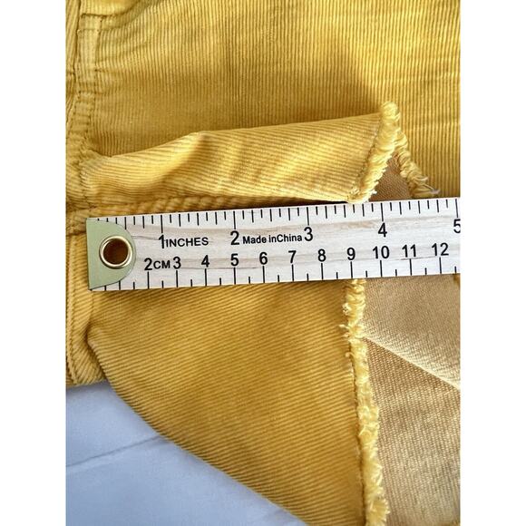 Carve Designs Shorts Women’s Size 6 Oahu Low Rise Carve Mustard Gold Outdoors - Picture 8 of 8